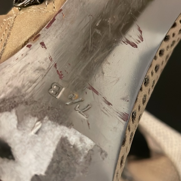 Bcbg size 37 used - Picture 5 of 5